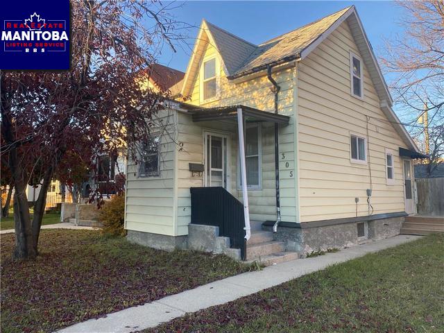 Property 305 Mountain Avenue img1