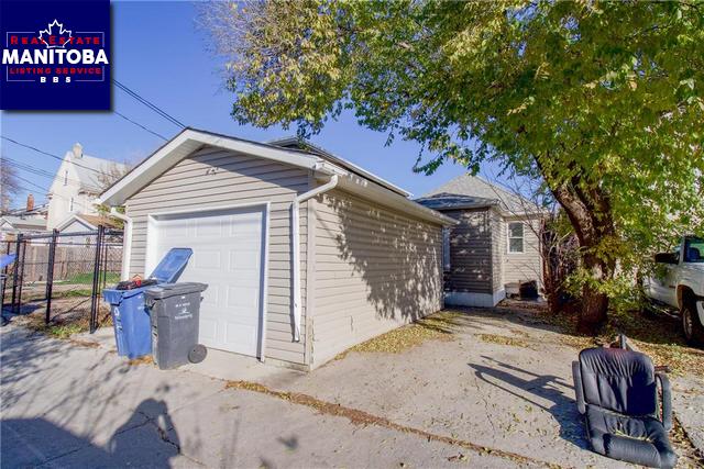 Property 1552 Alexander Avenue img1