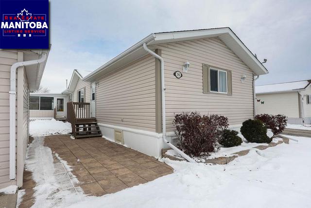 Property 16 Bayview Crescent img1