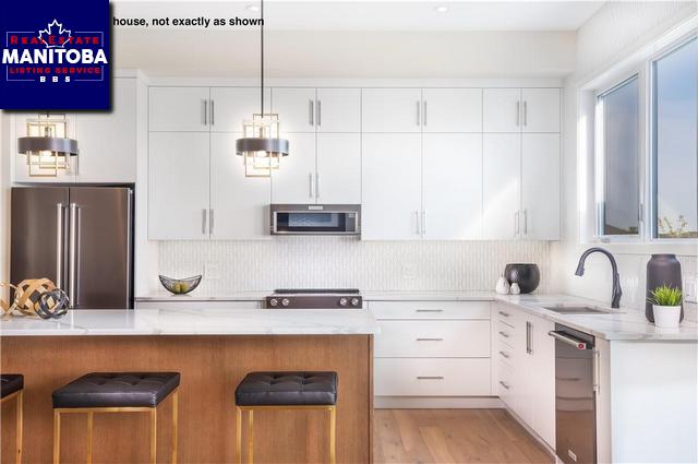 Property 38 Oak Bridge Way img1