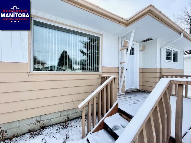 Property 353 Bridge Street W Main image