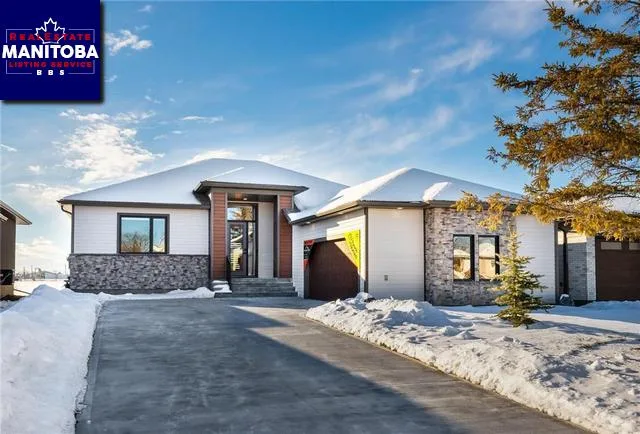 21 River Springs Drive, West St Paul