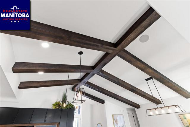 Property 21 River Springs Drive img1