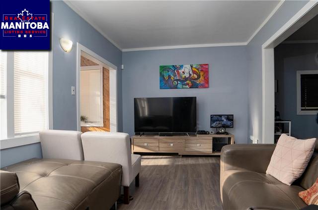 Property 283 Aberdeen Avenue img1