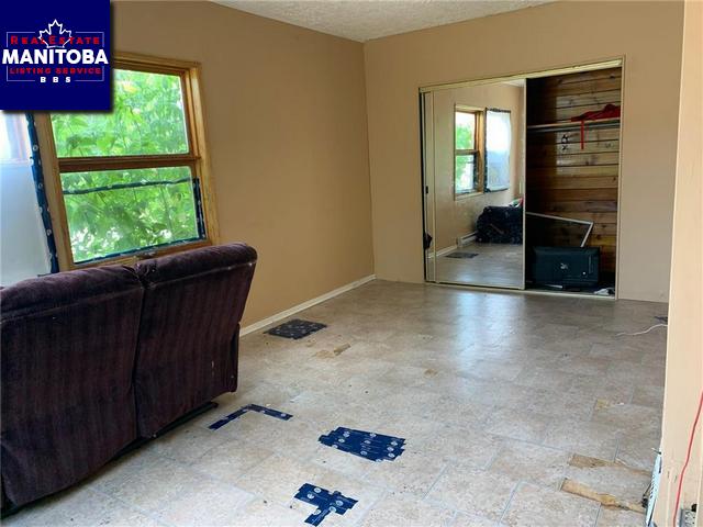 Property 326 4th Street img1