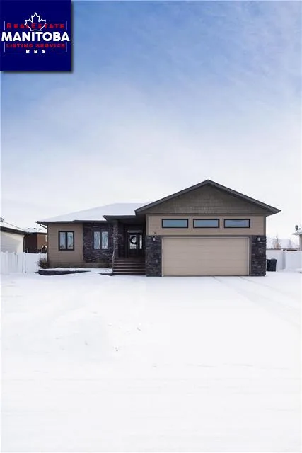 13 Woodland Bay, Carman
