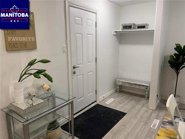 Property 954 Hector Avenue img1