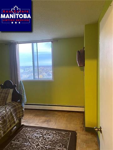 Property 1902 411 Cumberland Avenue img1