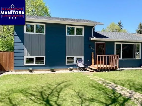 478 Wellington Street W, Virden