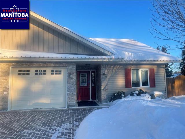 Property 35 4th Street S Main image