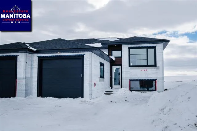 1 Murcar Street, Niverville