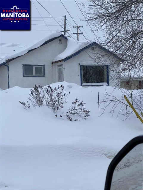 40 Ross Street, Flin Flon