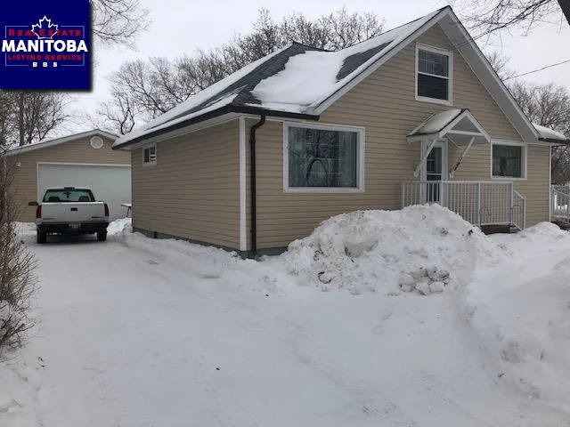 108 Mountain Street N