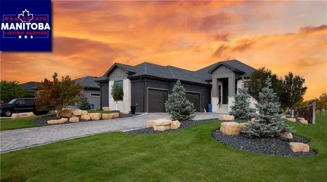 2 Willowside Bend