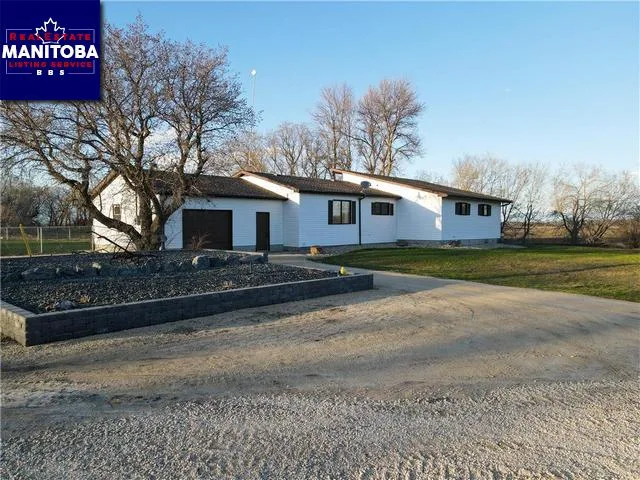 1121 Pawluk Road, Matlock