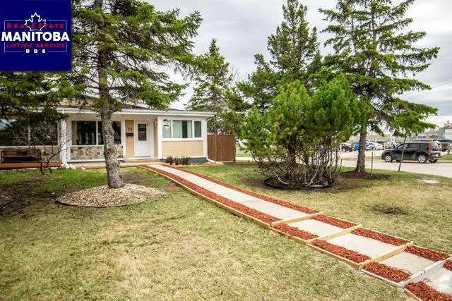 74 Bluewater Crescent, Winnipeg