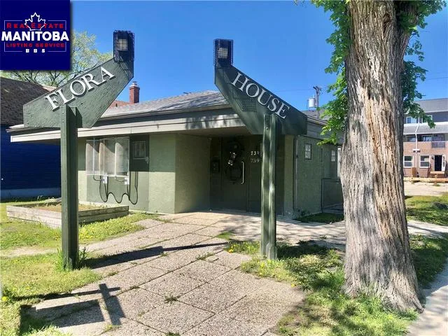 739 Flora Avenue