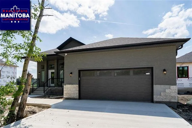 109 River Springs Drive, West St Paul