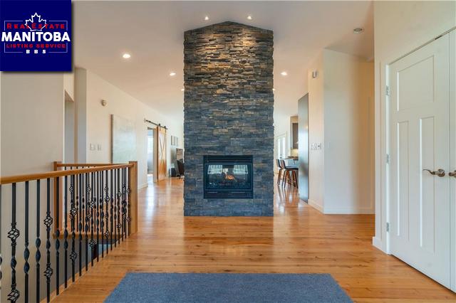 Property 2337 Rothesay Street img1