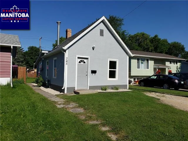 745 2nd Street Nw, Portage La Prairie
