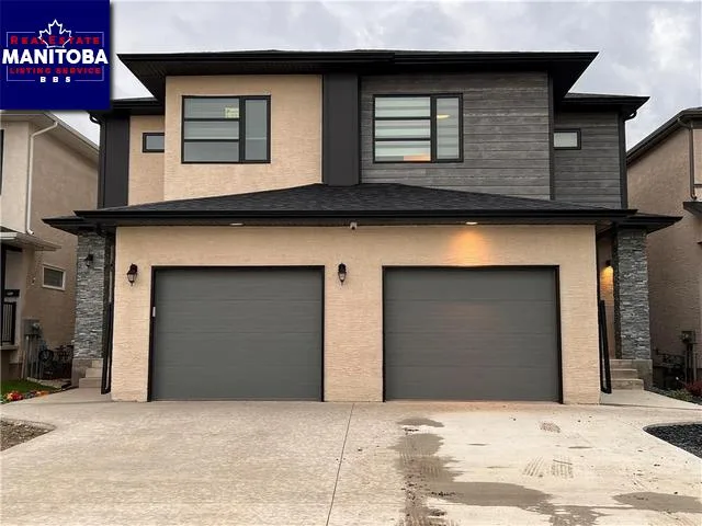279 Crestmont Drive, Winnipeg