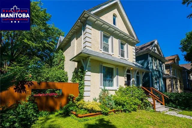 490 Spence Street, Winnipeg