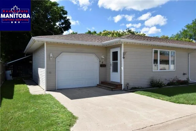 5 5 Heritage Place, Souris