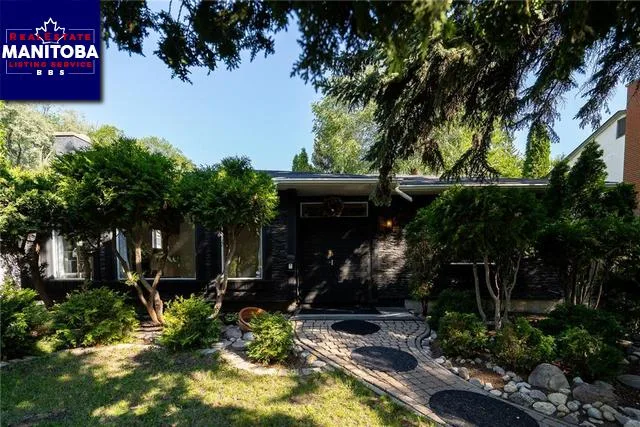 15 Rutgers Bay, Winnipeg