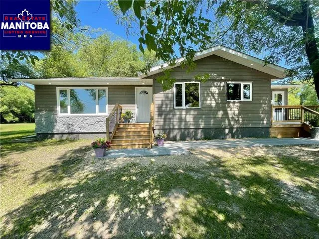 12034 97 Road N, Teulon