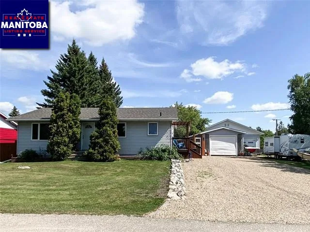 25 Centre Avenue N, Erickson