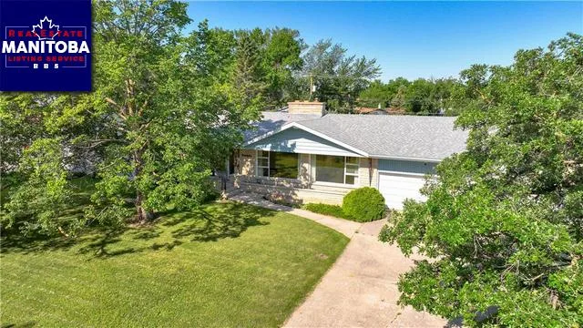 22 Willow Ridge Road W, Winnipeg