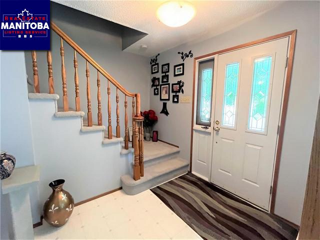 Property 35 Shelagh Crescent img1