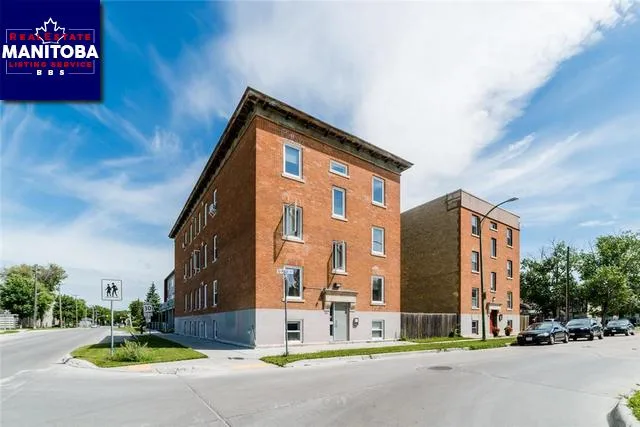 4 821 St Paul Avenue, Winnipeg