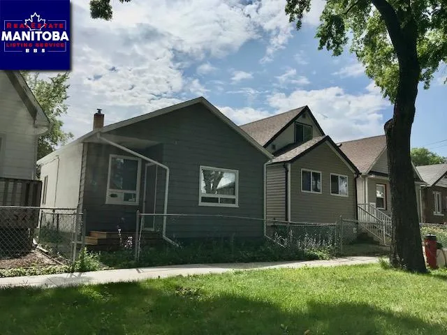 856 Boyd Avenue, Winnipeg