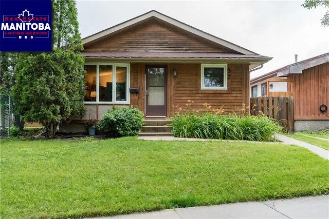 37 Britannica Road, Winnipeg