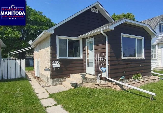 446 Penninghame Street, Winnipeg