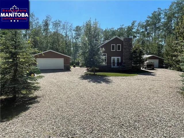 176 Eagle Crescent, Onanole