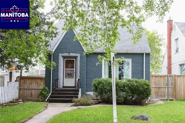 84 Des Meurons Street, Winnipeg