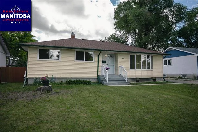 45 Blackberry Bay, Winnipeg
