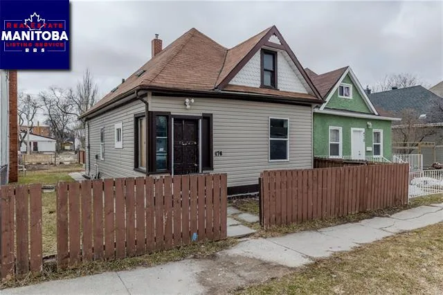 476 Aberdeen Avenue, Winnipeg