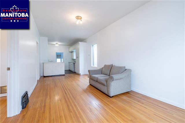 Property 476 Aberdeen Avenue img1