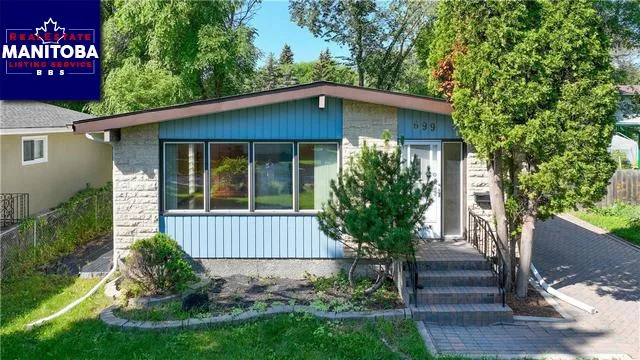 699 Grierson Avenue, Winnipeg