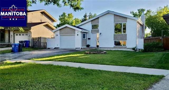 173 Brentlawn Boulevard, Winnipeg