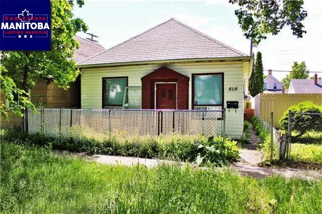 818 Boyd Avenue, Winnipeg