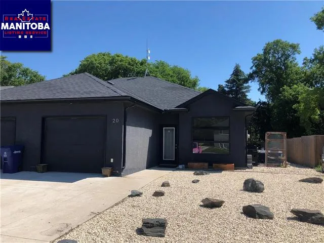 20 Barkman Street, Blumenort