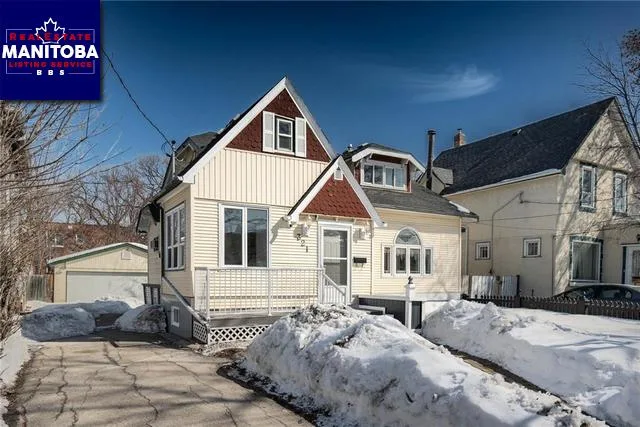321 St Johns Avenue, Winnipeg