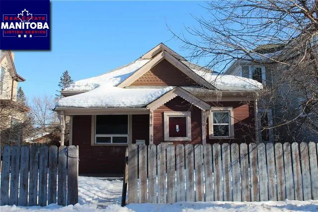 66 Hallet Street, Winnipeg