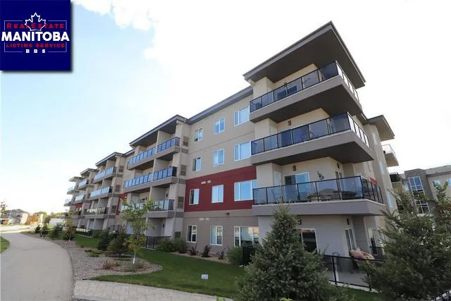 105 80 Philip Lee Drive, Winnipeg