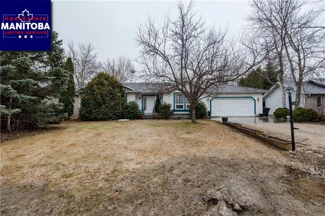 234 Walnut Avenue, Mitchell