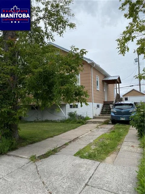 32 Terrace Avenue, Flin Flon